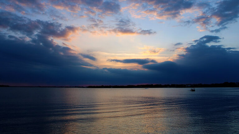 Crooked Lake in Florida