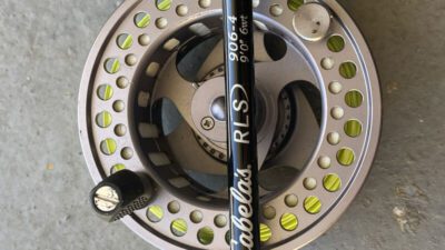 Catch bluegills with subsurface flies on Fly Reel Catch bluegills with subsurface flies on Fly Reel