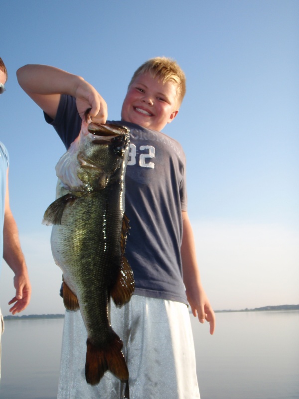 Catch a Big Bass and Everyone Smiles :) 1 Ben Reynolds July 16-17 lake toho