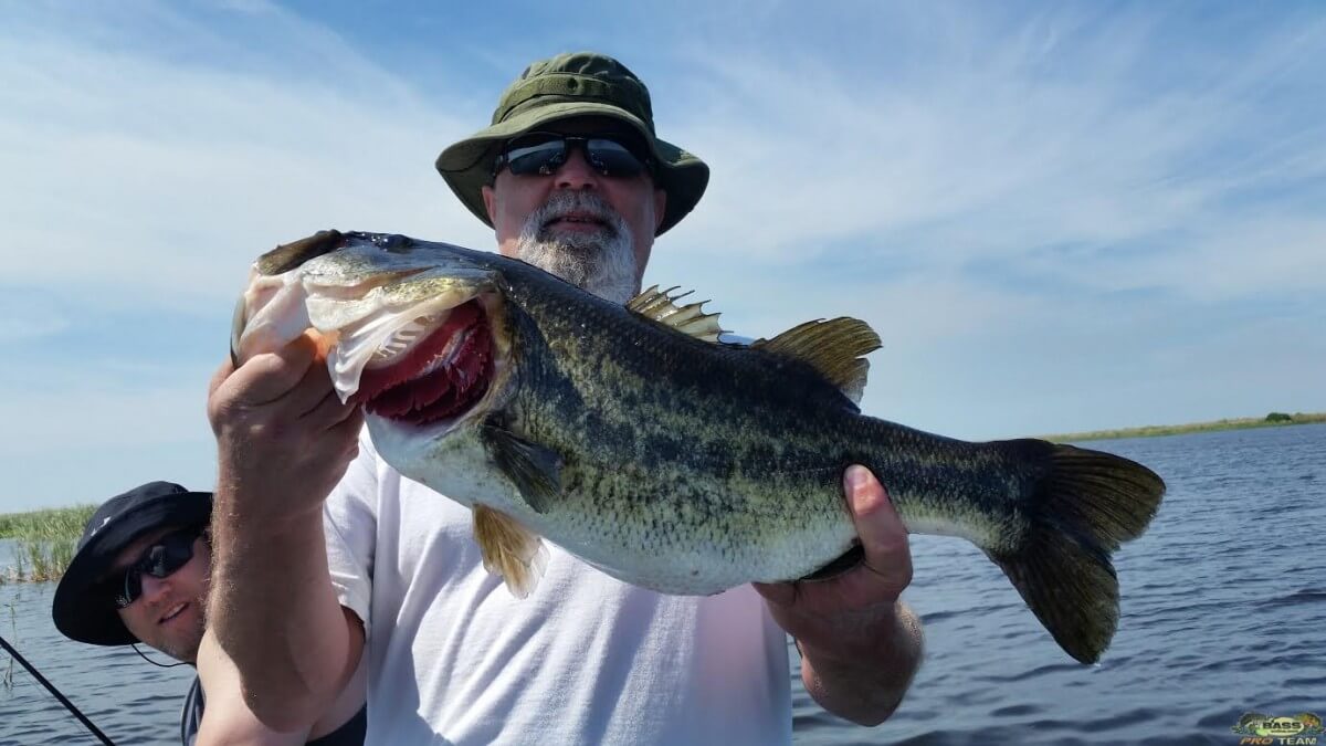 Fantastic Bass Fishing Trip On Lake Okeechobee
