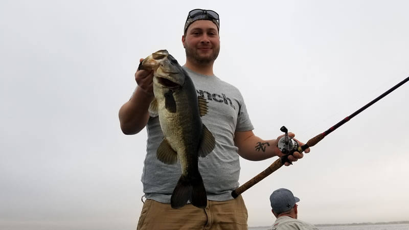 Super Bass Fishing Day