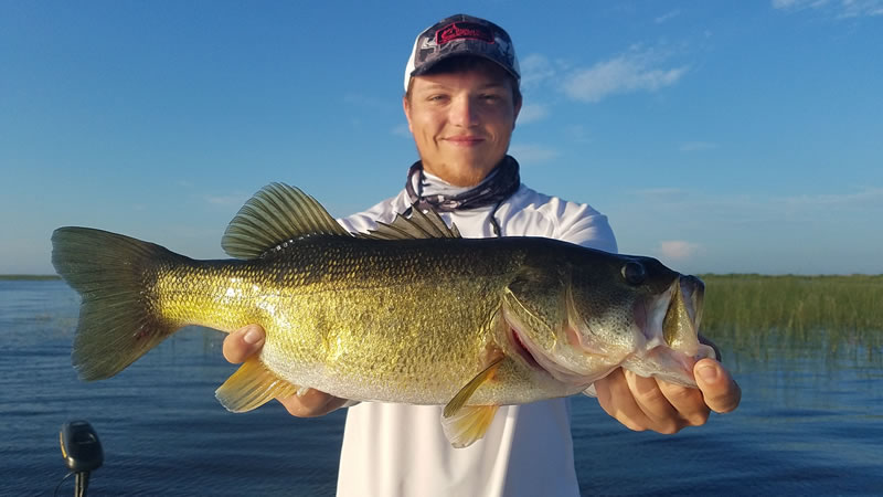 Fishing With Topwater Lures - Summer Topwater Bass Fishing