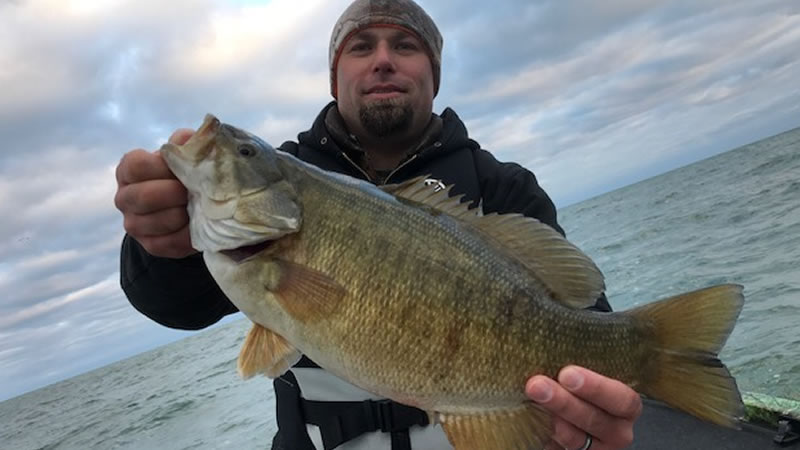 Best Smallmouth Bass Fishing 3