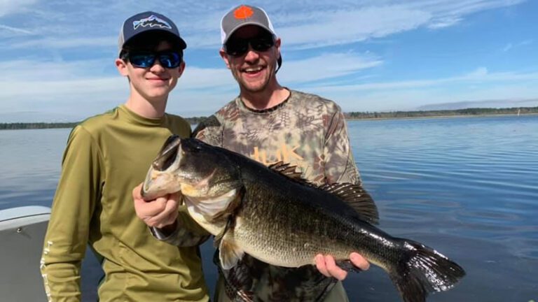 February Trophy Bass Fishing Charters