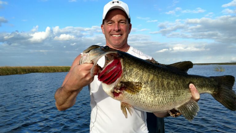 Incredible Lake Okeechobee Fishing