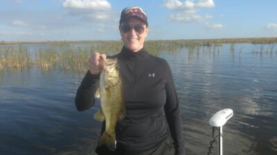 Family Lake Okeechobee Fishing for Largemouth Bass in Florida 4 Family Lake Okeechobee Fishing 3