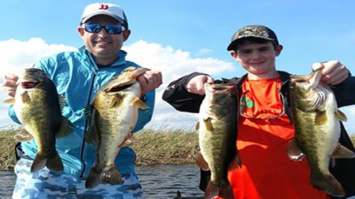 Family Lake Okeechobee Fishing for Largemouth Bass in Florida 2 Family Lake Okeechobee Fishing 1