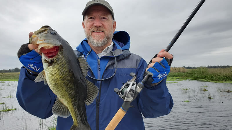 Fishing Tips - Wader fishing in shallow water Fishing Tips - Wader fishing in shallow water