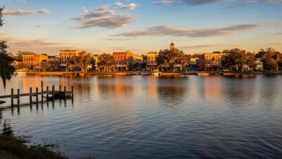Eustis, FL