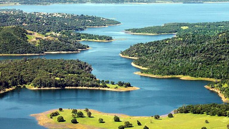 Lake Natoma in Sacramento Ca