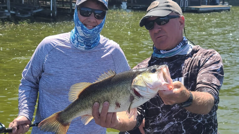 Harris Chain Trophy Bass