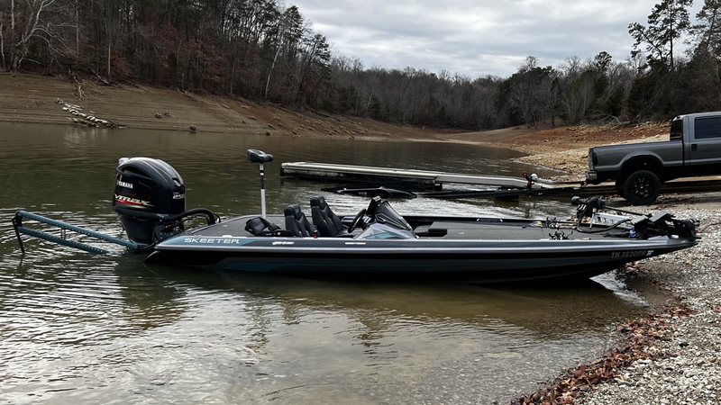 Capt Dawson bass boat cover