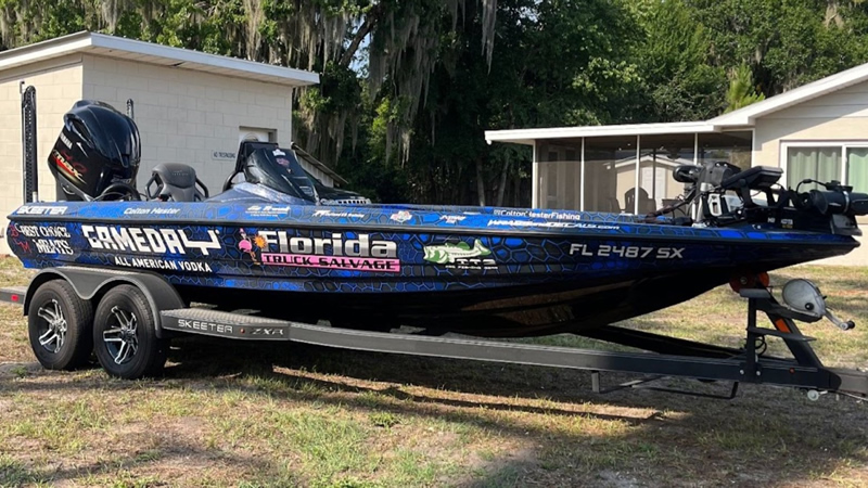 Capt Colton Hester Skeeter bass boat