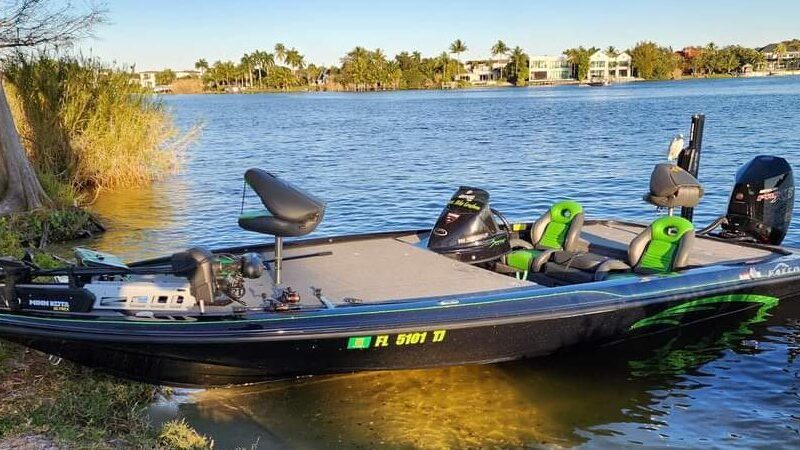 Capt Mike Groshon Bass Boat